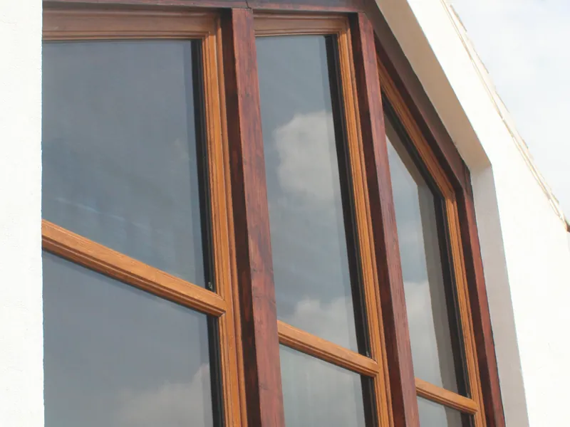 Bay Windows Clapham Junction